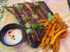 -LESCEDARS Brasserie Bistro香柏树