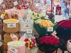 -宝龙城(杭州滨江店)