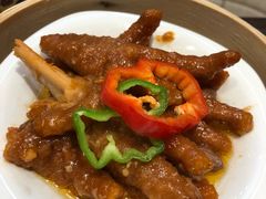 -钟书阁(群光广场店)