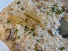 -MONICH牛排融合餐厅(和义大道购物中心店)