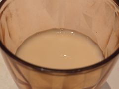 伊利乳酸菌酸奶-诱货海鲜自助火锅(爱琴海购物公园东百店)