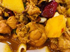 新疆大盘鸡-新疆巴州金丝特餐厅(大钟寺店)