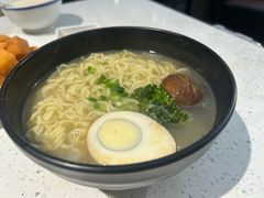 -肥仔文澳门猪骨煲(南京西路店)