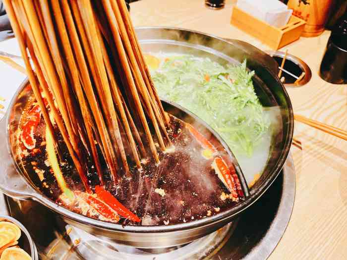 麻渣渣洪七公串串(新都九街店)-"老婆生产出月子后的第一餐,不敢整太