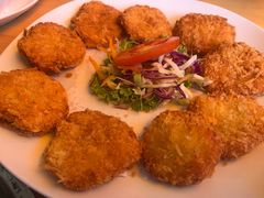 -J Daeng Seafood