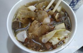 Beef and Ox Tendon with Rice Noodles