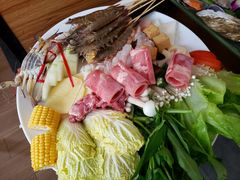 -樾餐厅泰式海鲜火锅(民歌湖店)