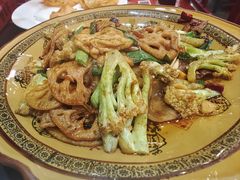 -老来福·非遗酸汤兔(凯旋路店)