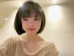 -AYO SALON