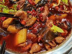 -晓彭肥肠鸡·泡椒鸡火锅(水木天地店)