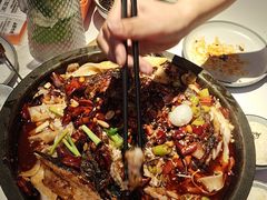 -鸣记脆皮烤鱼·海鲜烤鱼(三八广场店)