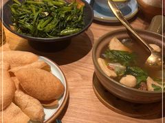 -马来西亚肉骨茶汤·招牌螃蟹·烧鸡·呷喱吧吧(海上世界店)