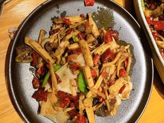 -十三式重庆江湖菜(金茂览秀城店)