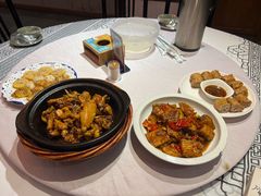 -客家大院·非遗赣南客家菜(郁孤台店)