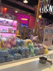 -卡通尼乐园(新达汇三林店)