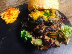 -HIGH FIVE哈福手工汉堡(桂林路店)