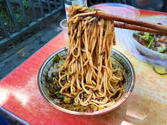 -鲁建明成都担担面