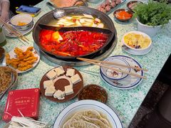 -鸿姐老火锅(疁城新天地店)