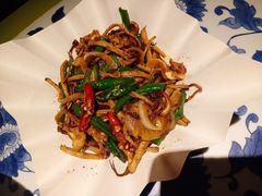 茶树菇炒八爪鱼-桂满陇天书(南京德基旗舰店)