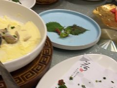 -新天明砂锅鱼头煲