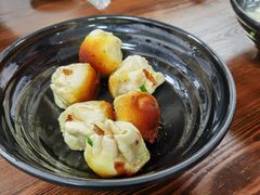 特色葱煎包-赵宝美煎包店