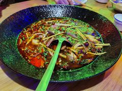 -茅台镇网红溶洞餐厅·茅帮菜馆