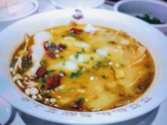 -渝是乎川渝小炒(新世界百货望京店)