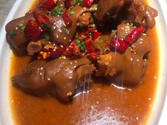 -沪小胖小龙虾(淮海中路旗舰店)