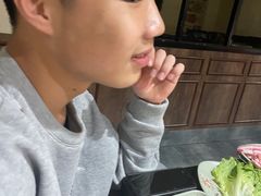 -环球约客烤涮自助(铜锣湾店)