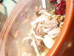 -有红鸡毛店·川菜(建设路店)