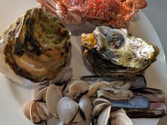 生蚝-广州中心皇冠假日酒店-环市食坊·海鲜自助餐厅