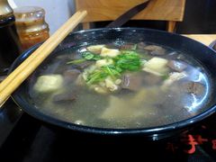 鸭血粉丝汤-百年尹氏汤包(湖南路狮子桥店)