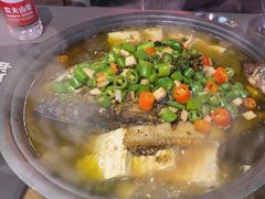 -令狐冲·炭烤活鱼(宝龙店)