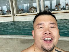 -成都华尔道夫酒店游泳池