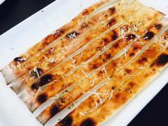 奶酪拼盘配的饼-EATALIA意塔利意式餐厅(鼓楼店)