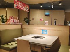 -海底捞火锅(宝龙广场夜宵主题店)