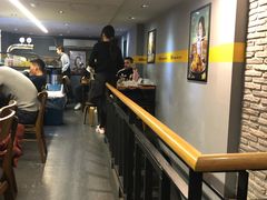 -BHC炸鸡(明洞总店)