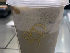 -喜茶(滨江宏岸店)