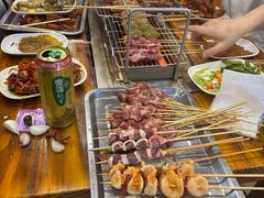 -哈尔滨小酒馆·鲜肉现穿自助烧烤(康新花园店)
