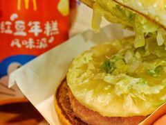 -麦当劳(呼市新华东街店)