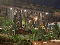 -绿光森林餐厅