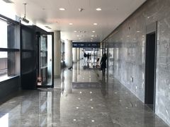 -上海跨国采购会展中心