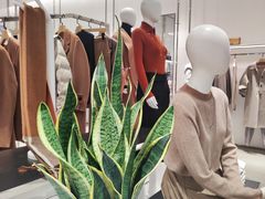 -王府井奥莱临潼小镇(临潼店)