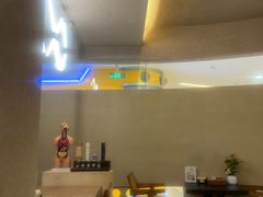 -灸春堂·艾灸·痛症·整脊连锁(之江银泰店)