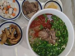-陇兴楼兰州拉面(西安咸阳国际机场店)