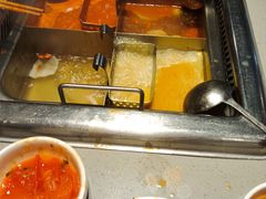 -海底捞火锅(珠影星光城夜宵主题店)