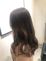 -侨治发型