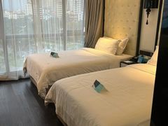 -希岸酒店(深圳北站龙华文体中心店)