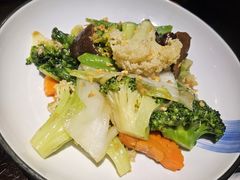 周一泰式炒杂菜-金厨泰国餐厅·全泰籍厨师料理(拱北店)