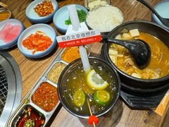 -明洞阿姨·韩式酱蟹烤肉·创意料理(三元桥店)